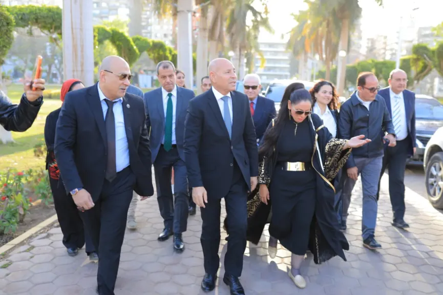 بحضور محافظ القاهرة وممثلي الأزهر الشريف والكنيسة المصرية.. ”حماة مصر” تنظم أول حفل إفطار ”لمة أسرة”