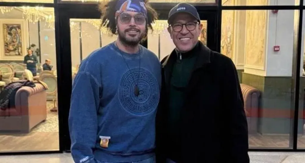 أشرف عبد الباقى ..ضيف شرف كليب ”ذكريات” لعبد الفتاح الجريني فى ألبومه الجديد