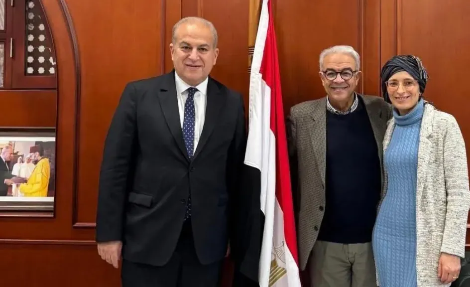 سفير مصر في الرباط يستقبل المخرج المغربي ” جمال سويسي ” قبل تكريمه فى مهرجان الأقصر للسينما الأفريقية