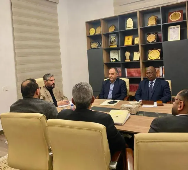 السفير عبد المطلب ثابت..يتابع أوضاع المكتب  الصحى بالسفارة الليبية بالقاهرة