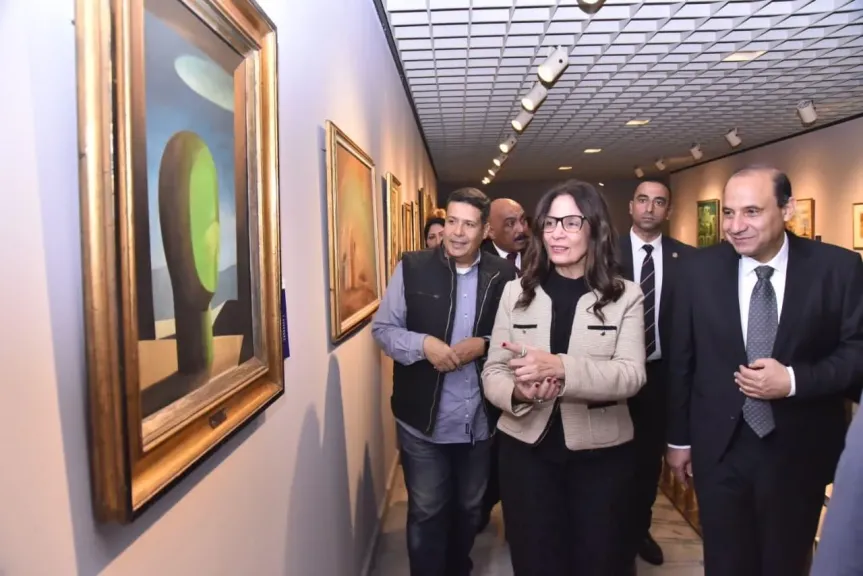 وزيرة الثقافة تفتتح معرض ” كنوز مقتنيات الأوبرا التشكيلية ” بالتزامن مع حفل الموسيقار عمر خيرت بالأوبرا