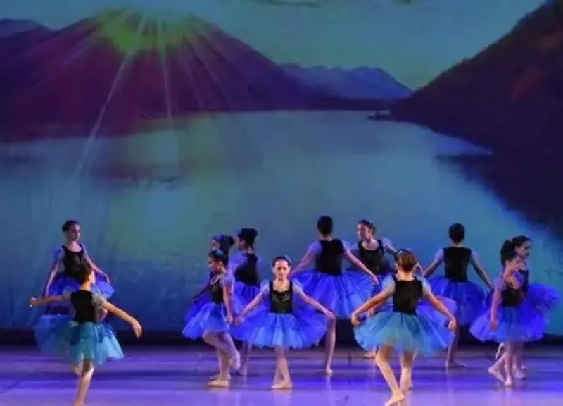 مواهب الأوبرا لذوى القدرات الخاصة في الجمهورية بمناسبة أعياد الربيع