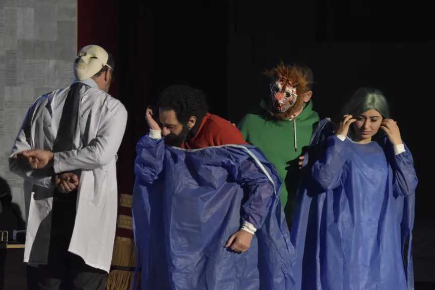 ”أعراض انسحاب ” كامل العدد فى ليلة إفتتاحه بمسرح ”ليسيه الحرية” بالإسكندرية