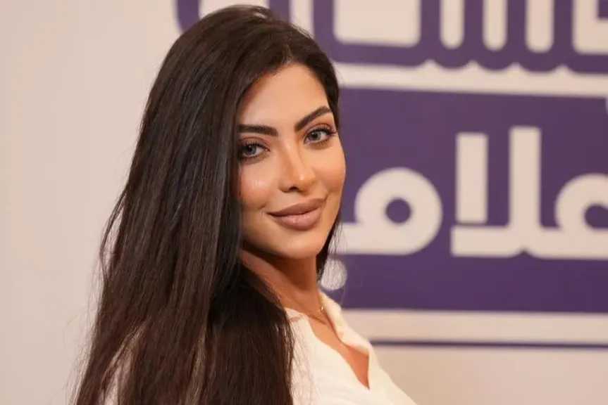 دعاء صلاح..تشارك جمهورها بحضورها جلسات إعلامية