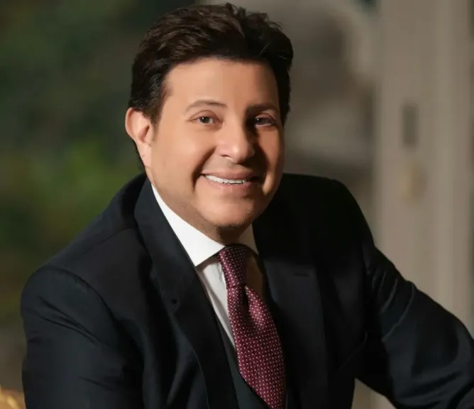 مثله لا يغيب..قنوات ART  تنعى أمير الغناء العربي هاني شاكر
