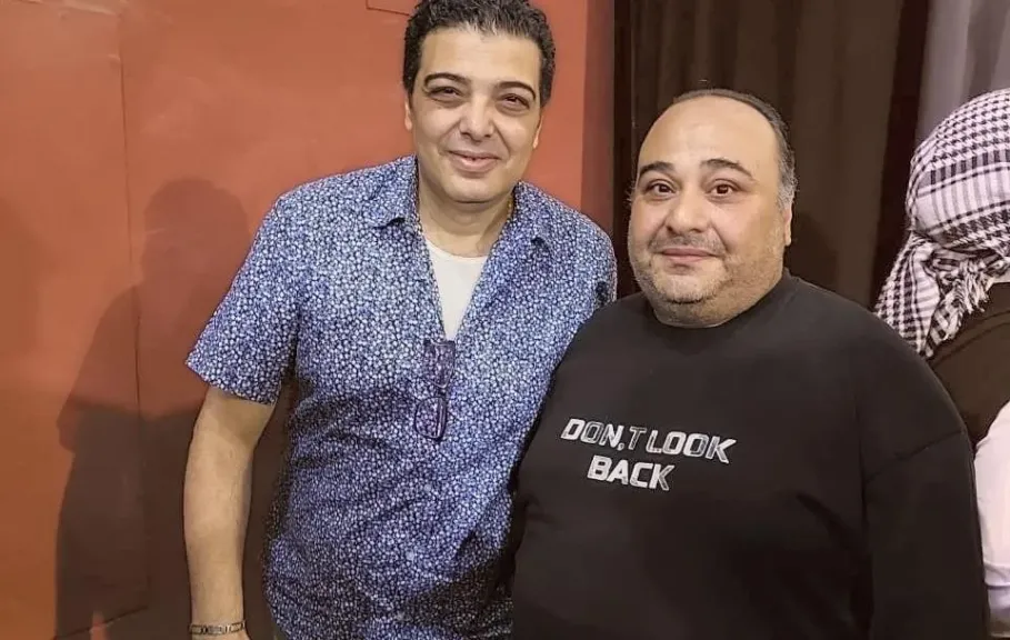 خالد مهران وأحمد منير وحسن دنيا..يشيدون بالعرض المسرحى” 30 فبراير” على مسرح تياترو آفاق