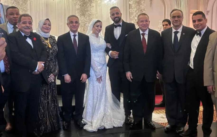 ”الموجز اليوم ” تحتفل بزفاف.. بسملة علاء ومحمد عبد الفتاح