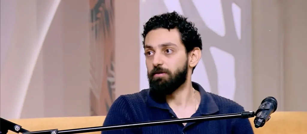 المطرب أدهم عاصم.. الرجل يبحث عن الأمان ويحتاج إلى شريكة تؤمن به بصدق