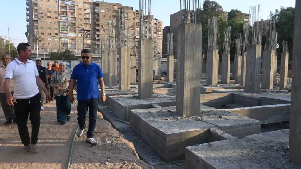 من قلب الساحل.. محمود فوزي يتابع إنشاء المدرسة المصرية اليابانية ويشدد على الجودة والالتزام