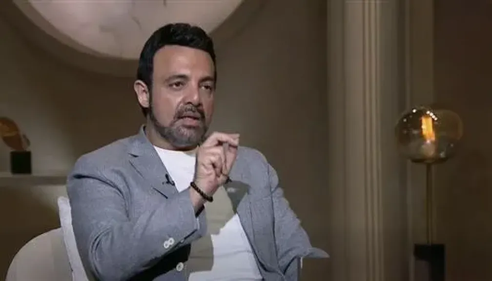 عمرو محمود ياسين ..يكشف إمكانية تعاونه مع ياسمين عبد العزيز في رمضان المقبل