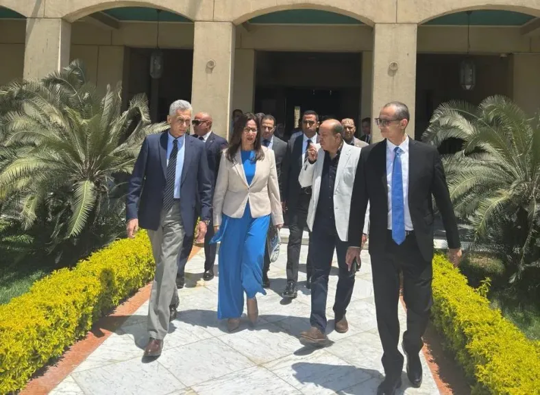 وزيرة الثقافة تجرى جولة تفقدية بدار الأوبرا..وتعقد اجتماعا مع رئيس الأوبرا والقيادات الجديدة