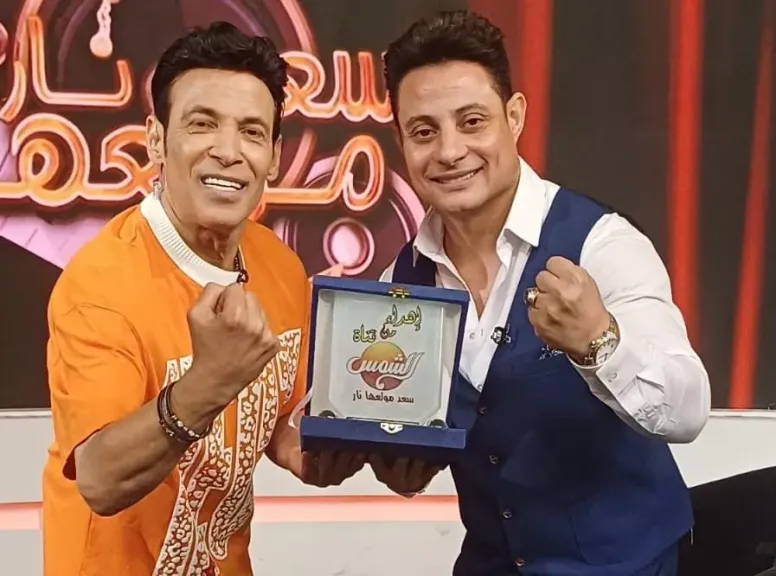 المطرب حسن عبد المنعم..ضيف سعد الصغير فى ” سعد مولعها نار ” اليوم