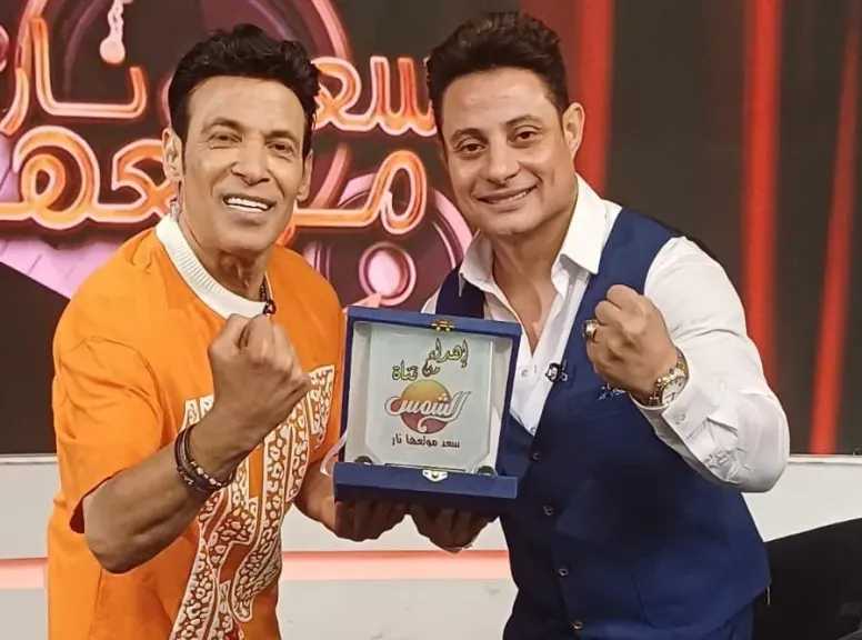 المطرب حسن عبد المنعم..ضيف سعد الصغير فى ” سعد مولعها نار ” اليوم