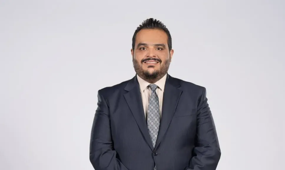 د. زيد جمال الكنانى: الذكاء الإصطناعي يغير مفهوم طب الأسنان..والتجميل المفرط يهدد صحة الفم