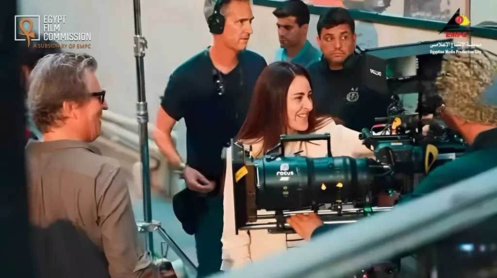لجنة مصر للأفلام بمدينة الإنتاج تختتم بنجاح تصوير مشاهد مسلسل ” الأمير ” فى مصر