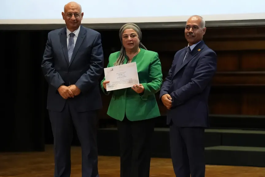 مساعد وزير الثقافة للتحول الرقمى يشارك فى اجتماع اللجنة التنفيذية للتدريب على تكنولوجيا المعلومات بأكاديمية الفنون