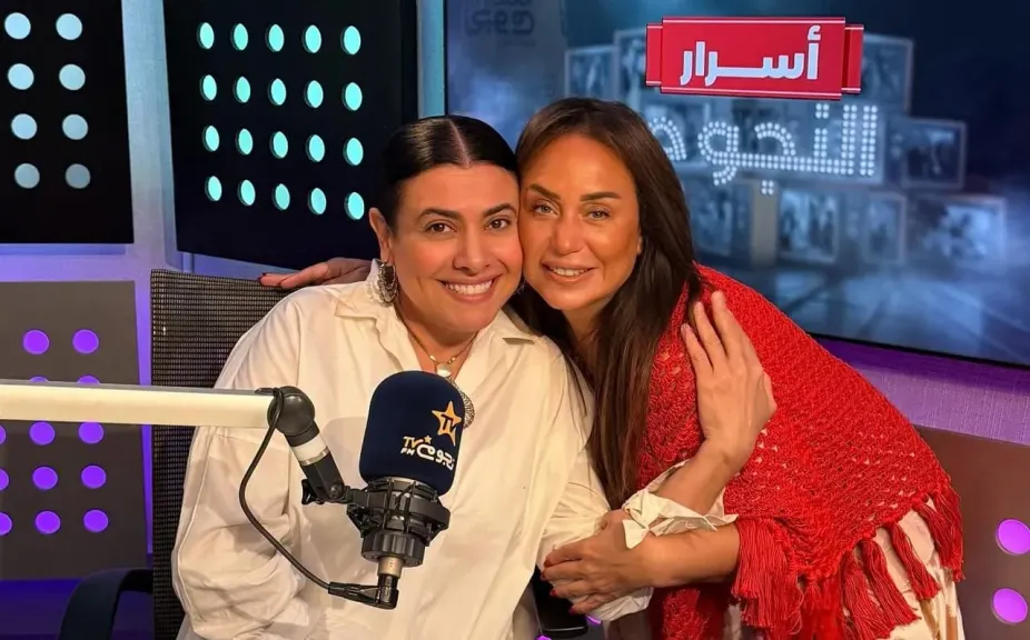 نشوى مصطفى..ل” أسرار النجوم” : زوجى كان عينى التى أرى بها وأصبحت جدة الآن