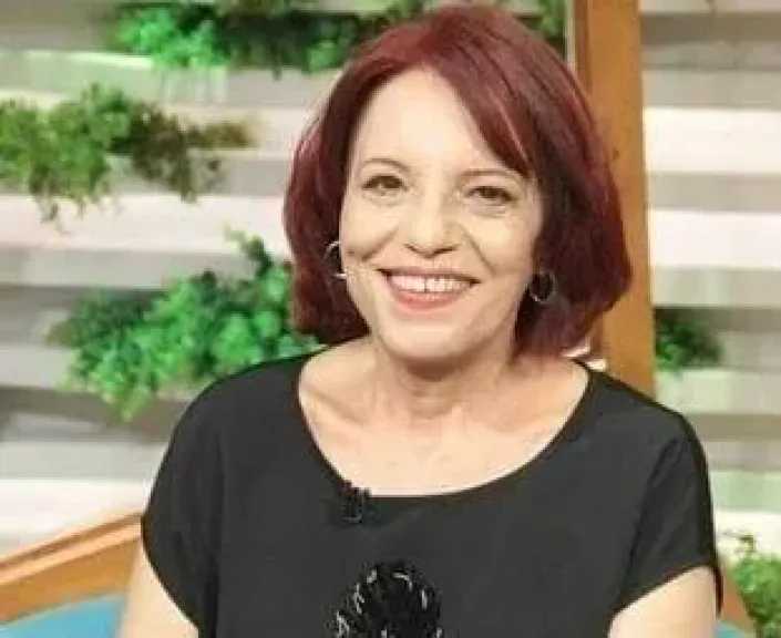 عارفة عبد الرسول..تحصد جائزة الإبداع والتميز نقاد فى الدورة 14 من مهرجان همسة الدولى