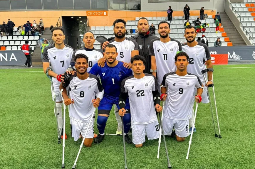 منتخب مصر للساق الواحدة يتصدر مجموعته ويضرب موعدا مع روسيا على اللقب