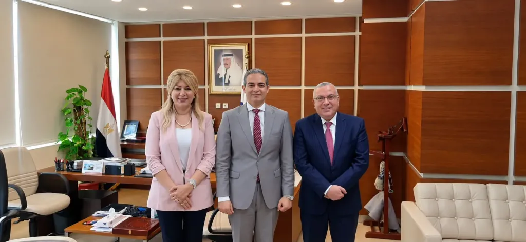 د. طارق سعده.. يبحث مع الجامعة العربية المفتوحة إطلاق برامج أكاديمية لتأهيل الإعلاميين