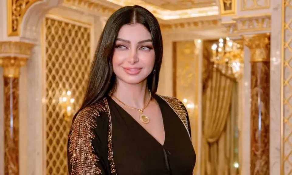 النجمة العراقية كلوديا حنا..ضيفة شرف مهرجان ظفار الدولى للمسرح تقديرا لمسيرتها الفنية