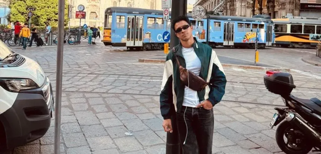 عصام عمر..فى إيطاليا استعدادا لفيلم ” بيتزا” بتوقيع عمر المهندس