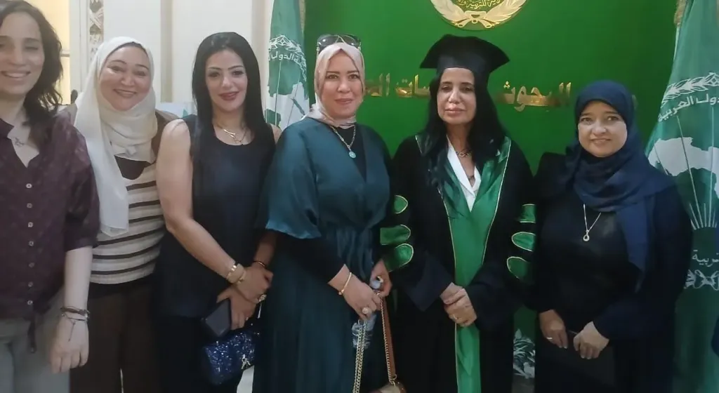 الدبلوماسية نجاة امرابى ..تحصل على الدكتوراه فى الدراسات الإعلامية بمرتبة الشرف الأولى