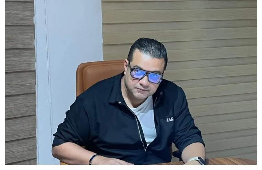 منع مقدم برامج بقناة” الحدث” من الظهور أسبوعين بسبب شكوى مصطفى كامل