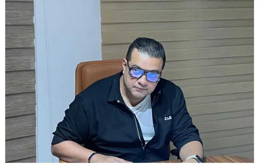 منع مقدم برامج بقناة” الحدث” من الظهور أسبوعين بسبب شكوى مصطفى كامل