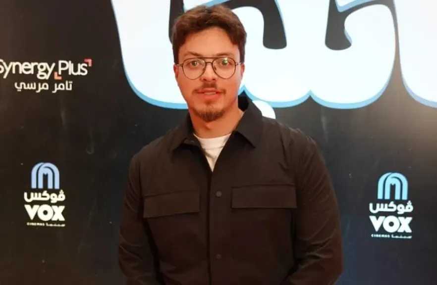 محمد الليثى ..يتألق فى ” مطلوب عائليا ” ويحصد إشادة النجوم فى العرض الخاص