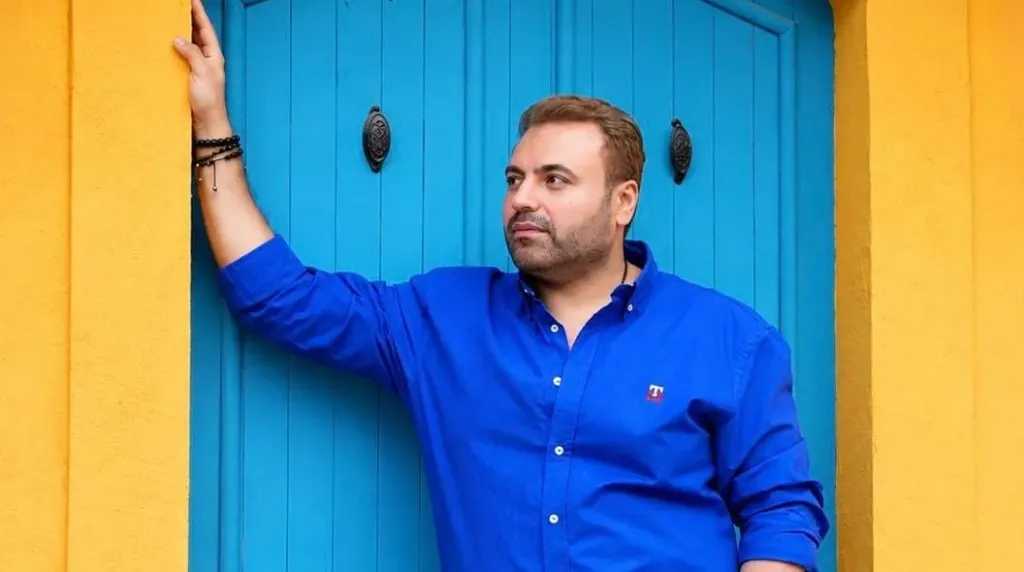 محمد أبو زيد ..يطرح أغنيته الجديدة ” قمر ع الأرض ”