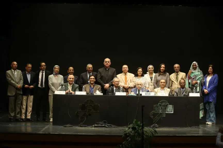 المؤتمر العلمى لمهرجان الموسيقى العربية 34 يواصل جلساته ويناقش ” إسهامات رائدة فى مسيرة التناول الإعلامى ” على المسرح الصغير