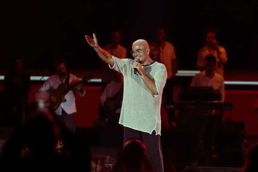 عمرو دياب..يخطف أضواء ”الجونة” فى حفل ضخم بحضور كل النجوم