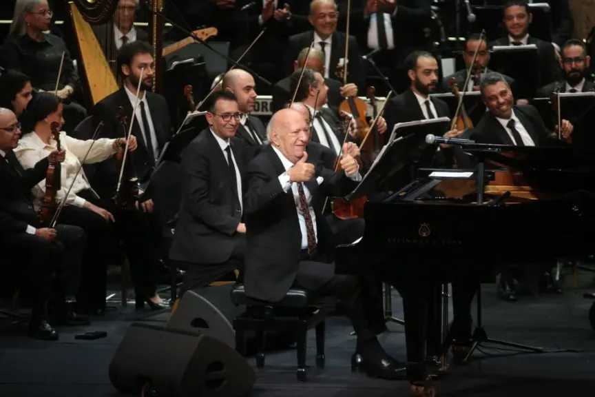 عمر خيرت..أنغام من عالم الأحلام على المسرح الكبير فى مهرجان ومؤتمر الموسيقى العربية 34
